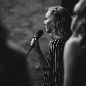 Meet your Posher, Holly